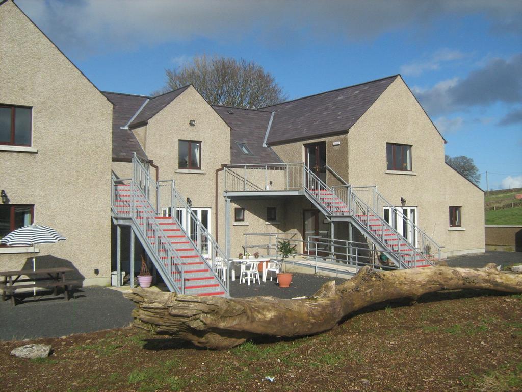 Slemish Barn Hostel Ballymena Extérieur photo