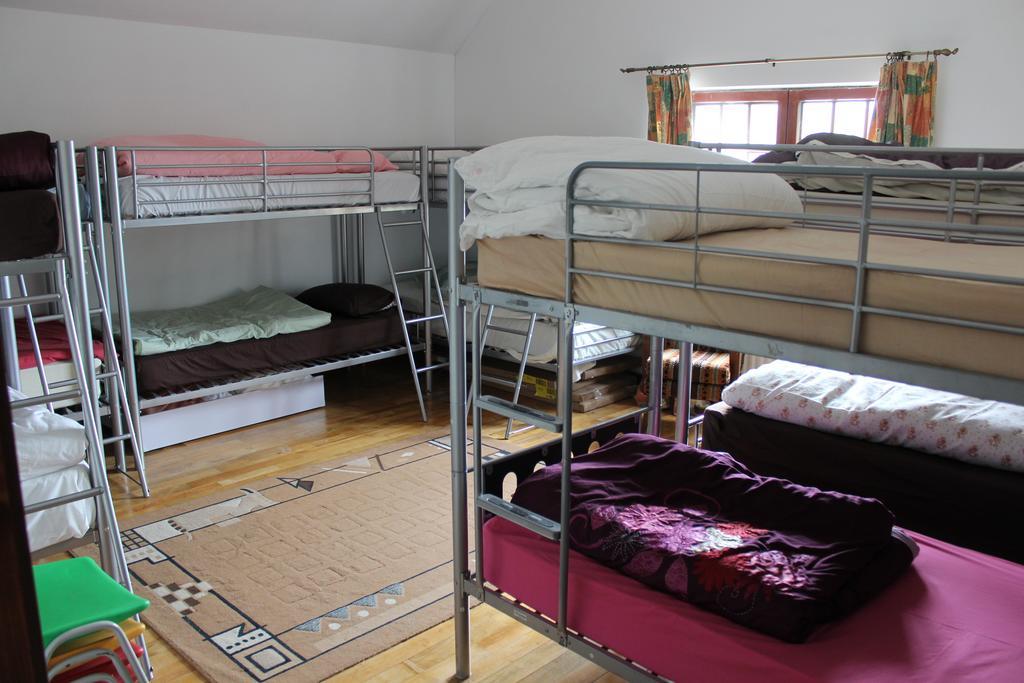 Slemish Barn Hostel Ballymena Extérieur photo