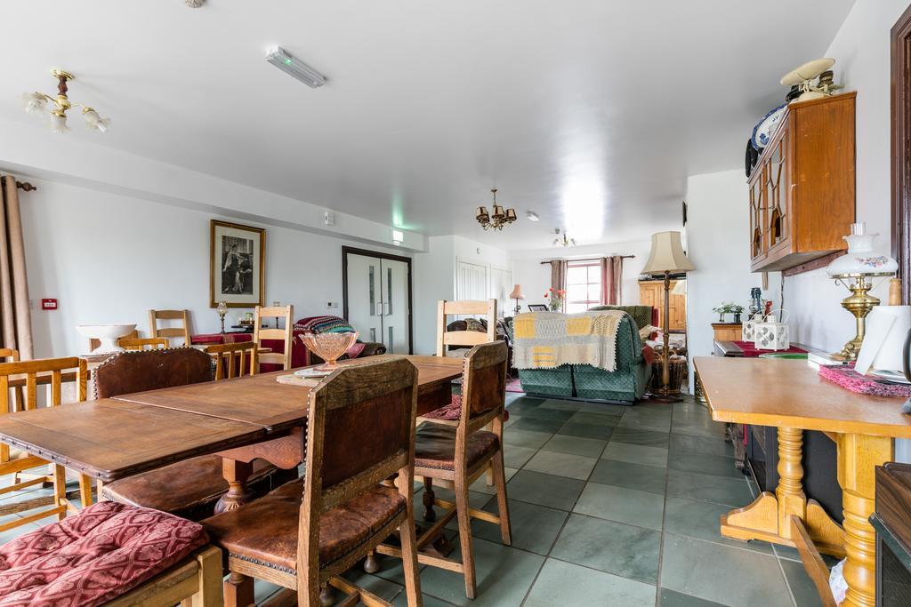 Slemish Barn Hostel Ballymena Extérieur photo
