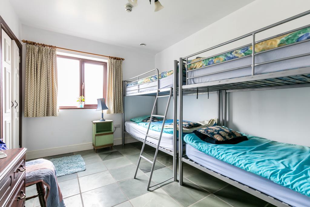 Slemish Barn Hostel Ballymena Extérieur photo